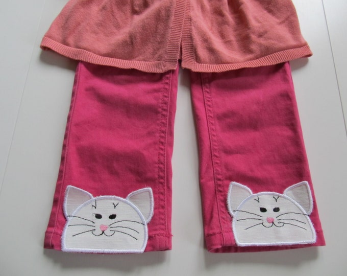 Walking loving kitty awesome kids trousers bottoms decorations - machine embroidery applique designs ITH In the hoop project