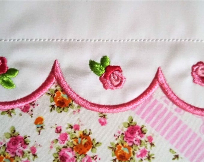 Precious accent mini rose, small rose, small flower, mini roses, mini, wee, micro rose machine embroidery designs, sizes 0.4, 0.8, 1 , 1.2