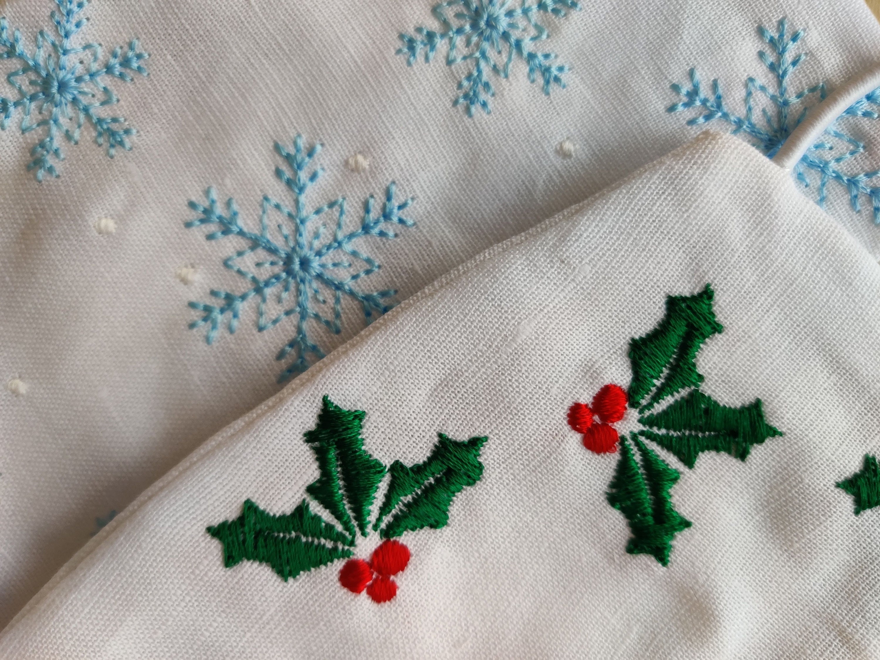 ITH filigree SMALL snowflake embroidery design set – Embrighter