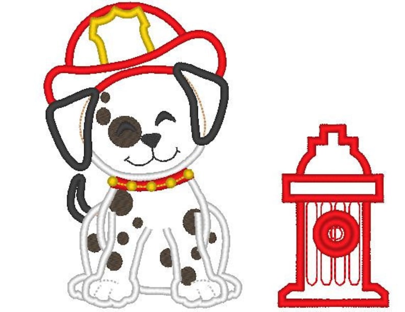 Op de afbeelding: Een wit-zwarte dalmati&euml;r met een rode brandweerhelm en een gele halsband, zittend naast een rode brandkraan.