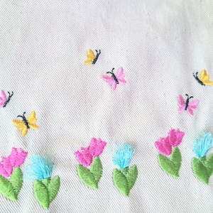 Mini tiny spring flowers and butterflies in a row machine embroidery designs ITH project in-the-hoop for hoop 4x4, 5x7 fluffy floral border
