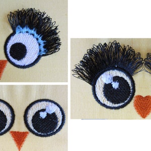 Puede incluir: Tres pares de ojos bordados con pestañas, perfectos para proyectos de manualidades. Los ojos son blancos con pupilas negras y acentos azules o blancos. Las pestañas son negras.