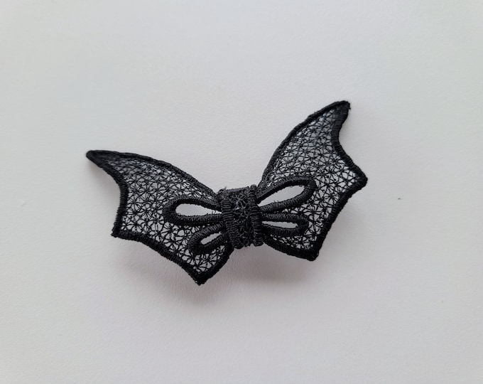 Bat Wings lace bow Halloween Princess FSL Freestanding lace Bow machine embroidery designs for hoop 4x4 and 5x7 girl hairclip fairy wings