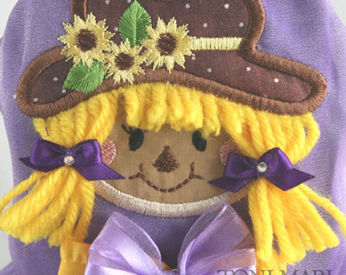 Scarecrow ITH - pretty little Scarecrow not a scary, for Fall wear, and Halloween - machine embroidery applique designs 4x4  5x7 In the hoop