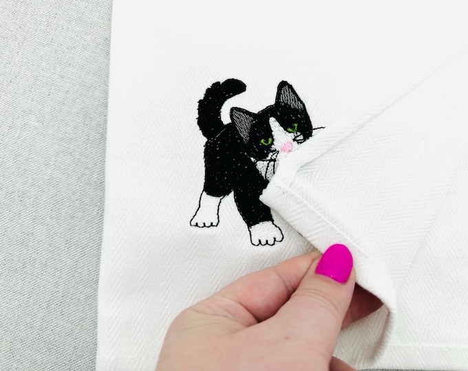 Lovely playing Tuxedo Kitty Cat kitchen dish towel pet animal Thief kids machine embroidery designs ITH project simply in the hoop
