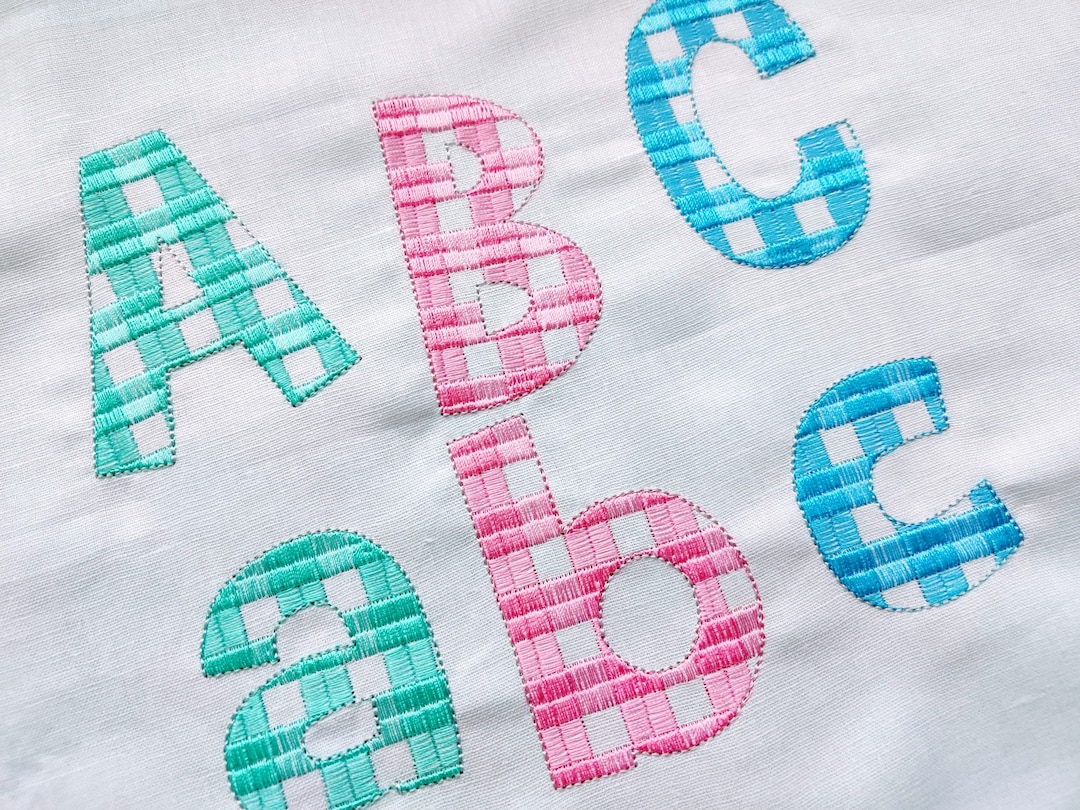 Tarten Lettering Tartan Plaid Gingham Christmas Font Light Sketch Outline Machine ...