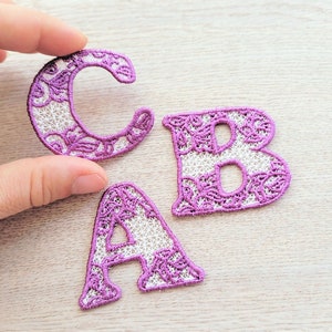 Lace Font FSL monograma de encaje independiente inicial Diseños de bordado de máquina de fuente, letras del alfabeto de encaje congelado de varios tamaños, ¡BX incluido!