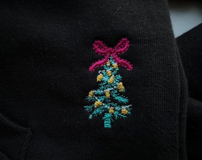 Mini Christmas Tree with a Bow machine embroidery designs Christmas decor monogram accent sweet home decoration sizes 1.7 up to 4 inch