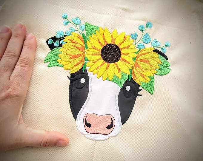 Sunflower Cow face Heifer cow head with fall autumn sunflower floral crown Thanksgiving farm flower applique machine embroidery designs