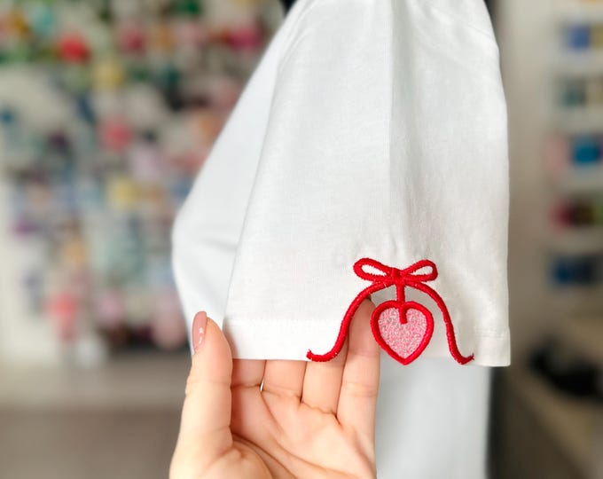 Valentine Heart FSL split seam side bow machine embroidery designs freestanding lace charm ribbon girls t-shirt sleeve in the hoop simply
