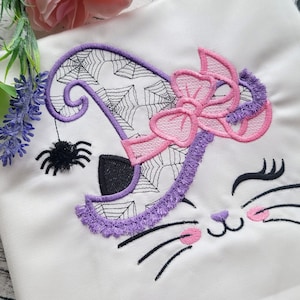 Pretty eyes Witch Cat Halloween kitty outline machine embroidery designs cat with fluffy spider web hat fringed edge witchy spooky look