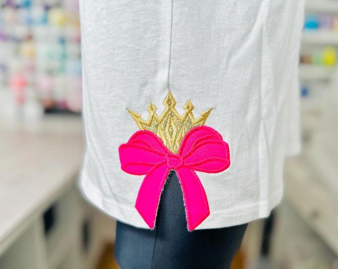 Classic Bow and Crown Diadem Tiara for little Princess Applique machine embroidery designs ribbon side split seam Girly Bow in many sizes