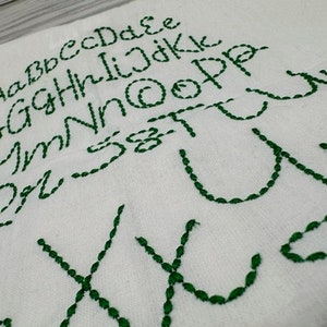 Deve ter efeito de ponto à mão FONT máquina de bordar desenhos em tamanhos variados mini letras do alfabeto bebê monograma crianças nome ponto de semente BX