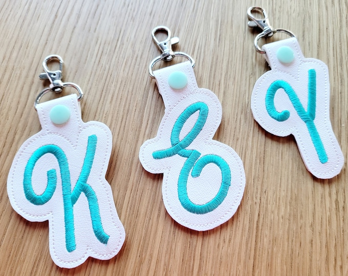 Key fob snap tab Monogram script initial letters from A up to Z in the hoop ITH keyfob bag tag keychain machine embroidery designs hoop 4x4