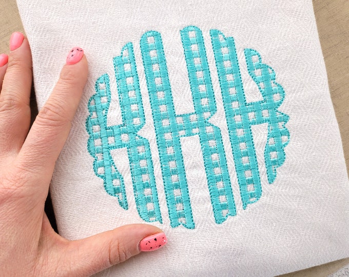 Scalloped Plaid Gingham checkered Buffalo Circle Monogram FONT machine embroidery designs, classic three letter round monogram many sizes BX