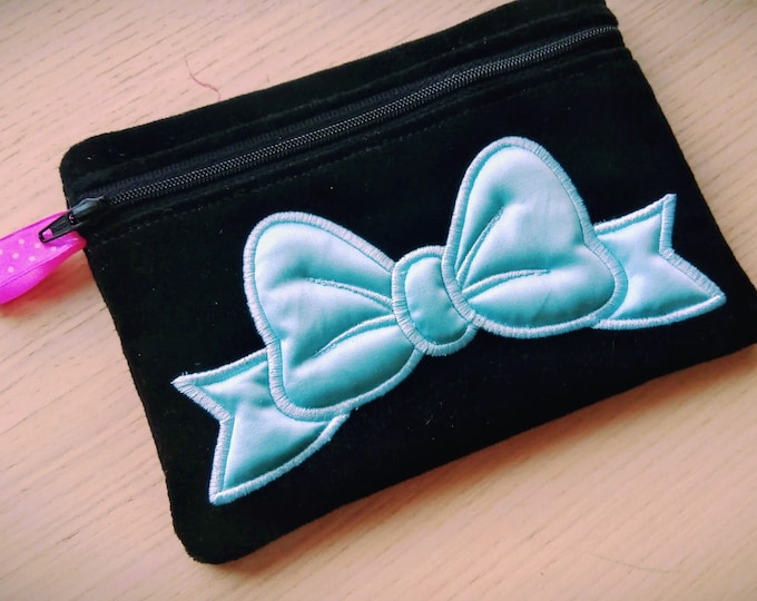 Big Minnie bow lined zipper bag, purse, pouch, pocket, zip bag, envelope ITH in the hoop machine embroidery designs 5x7, 6x10, 8x8, 8x12