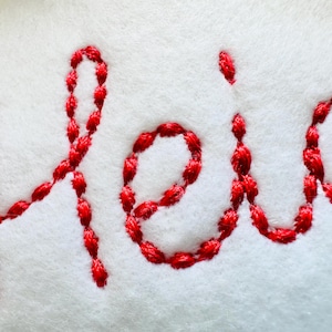 Efecto de puntada a mano FONT Diseños de bordado a máquina de galletas Letras del alfabeto de escritura Nombre Monograma Línea Fuente Tamaños surtidos 1.3 hasta 5 pulgadas BX