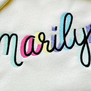 Diseños de bordado a máquina con monograma de letras del alfabeto de 2 colores, relleno de puntada, escritura a mano, fuente de sombra, tamaños de 1,7 a 4,6 pulgadas
