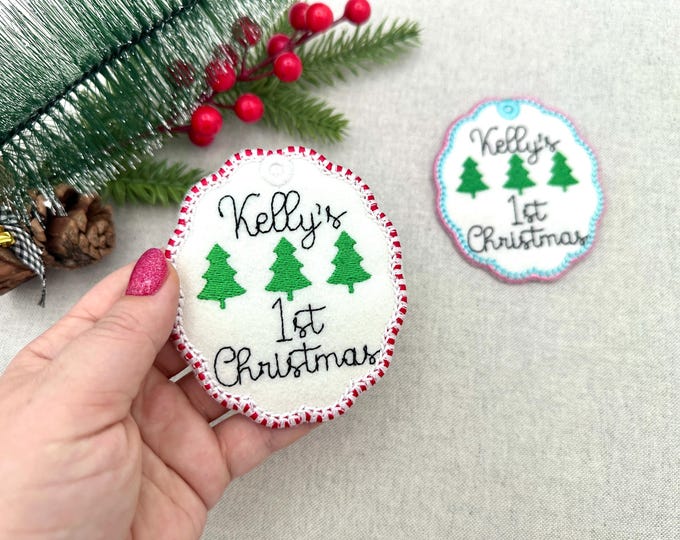 Classic Oval scalloped baby 1st Christmas Candy satin edge with Green Red thread  ornaments decoration design 4x4 ITH Embroidery Design