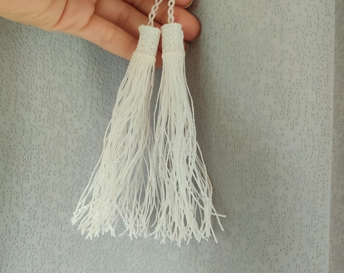 Tassel 3D three-dimensional dimensional FSL Freestanding lace machine embroidery designs in the hoop ITH project hoop 5x7 fringed tassels