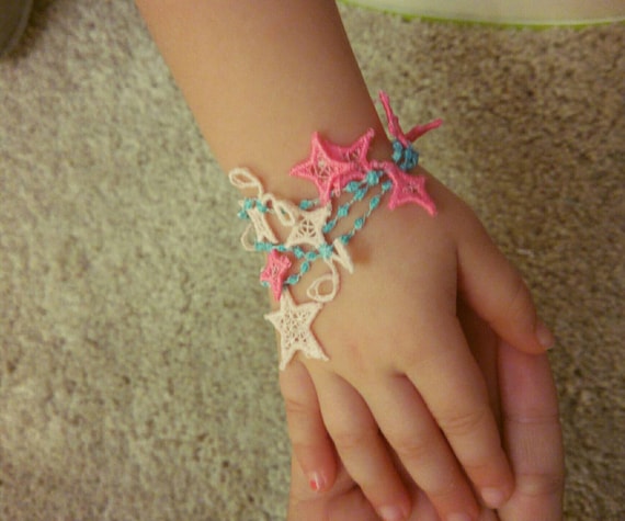 Little fairy lace bracelet FSL Free standing lace jewelry machine  embroidery designs for hoop 4x4 stars and pearls little girl princess