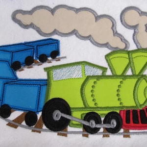 Tren de vapor de cumpleaños - apliques de bordado de máquina y diseños de puntada de relleno DESCARGA INSTANTE