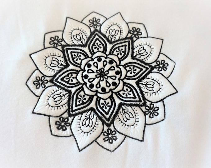 Mehndi circle ornament - machine embroidery designs INSTANT DOWNLOAD assorted sizes 4x4, 5x5, 6x6 and 8x8