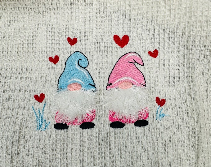 Cute Gnomes fringed fluffy beard 2 in a row machine embroidery designs in multiple sizes Valentine Day heart Gnome fringe in the hoop ITH