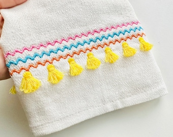 Ric Rac Fringed bottom border fringe tassel Machine Embroidery Designs towel decoration tassels in a row design in the hoop ITH project