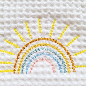 Primitivos diseños de bordado de máquina de puntada rápida y ligera Chain boho Rainbow en mini tamaños variados que parecen cosidos a mano para aro 4x4, 5x7