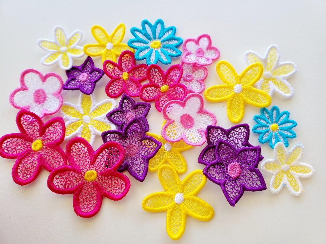Encanto Mini Delicate Lace Flowers Collection SET of 5 Floral Flower