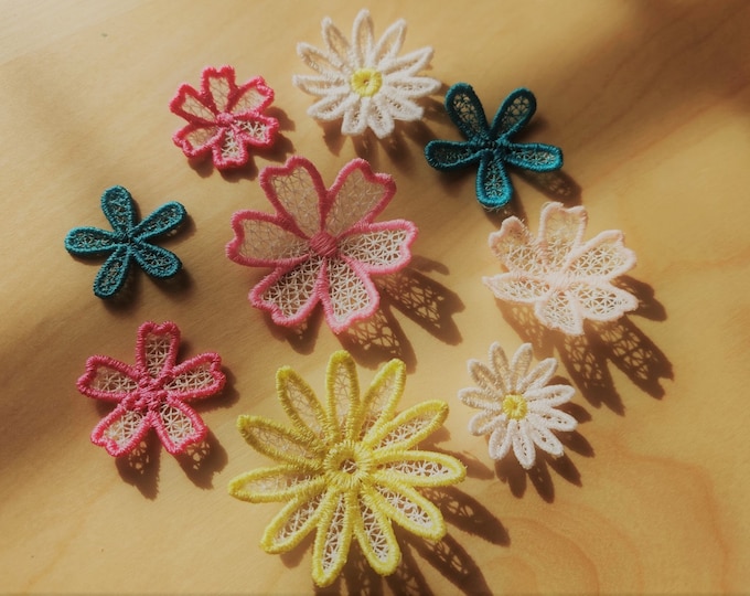 Mini delicate lace flowers collection SET of 4 FSL floral flower mini designs, free standing lace machine embroidery designs in mini size