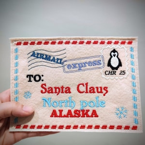 Sobre para Papá Noel con sello de correo exprés de pingüino Sobre navideño de fieltro en el bastidor Idea de regalo para proyecto ITH Diseños de bordado a máquina