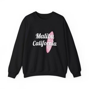 Malibu California Crewneck Sweatshirt - Cozy Unisex Apparel, Graphic Sweatshirt, Vintage Style, Perfect Gift for Surfers, Everyday Comfort