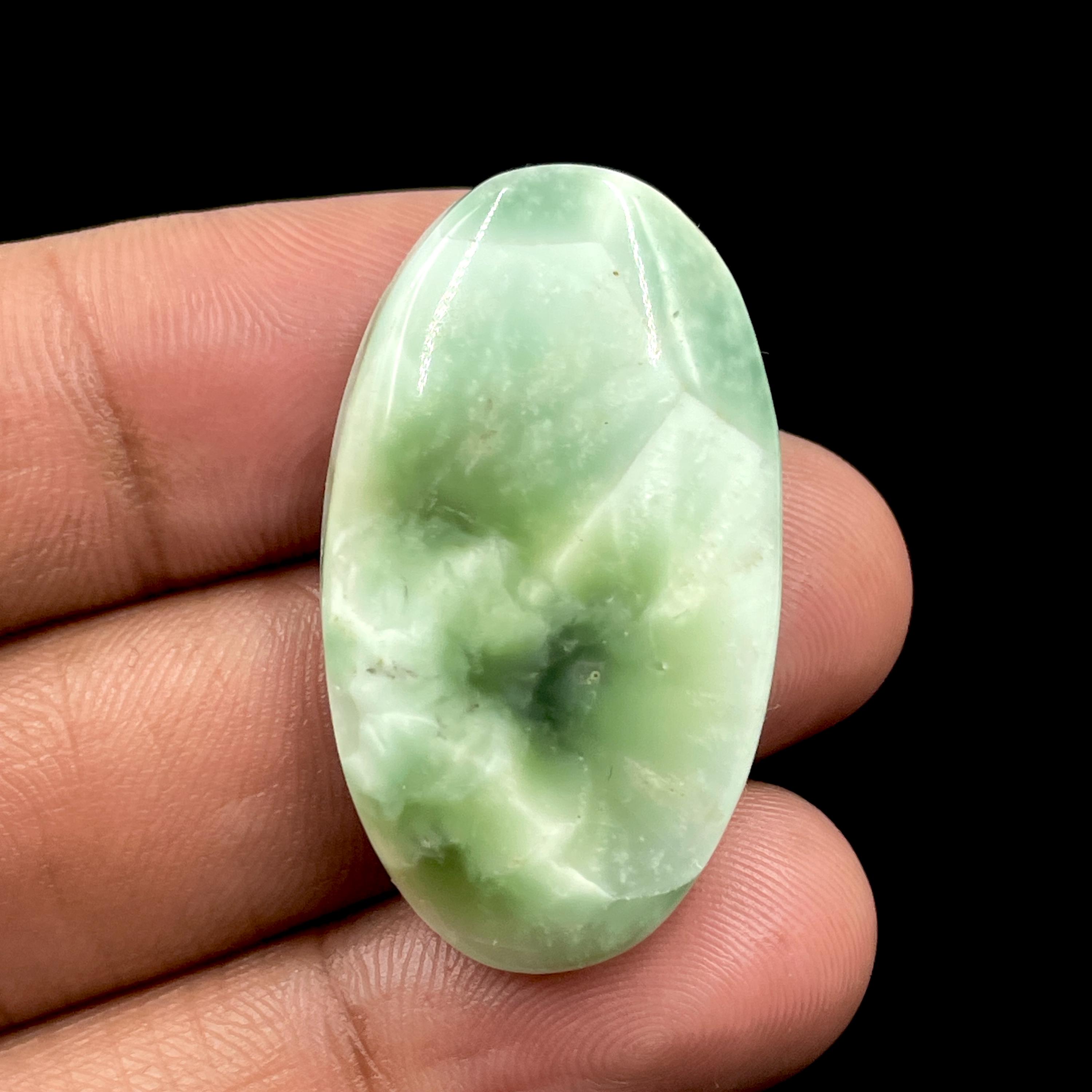 Pierre Précieuse Hémimorphite Naturelle – Cabochon Ovale 38,85 Carats (bleu Ciel, Poli)