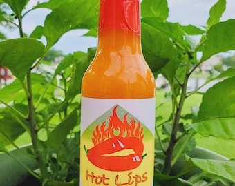 Pineapple Mango Me Happy Hot Lips Hot Sauce