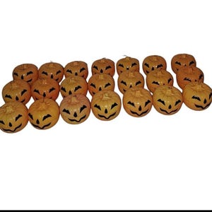 1995 Spearhead plastic Jack-ó-Lantern candy containers