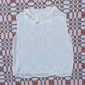 1920s Silk Scalloped Petal Collar Tank