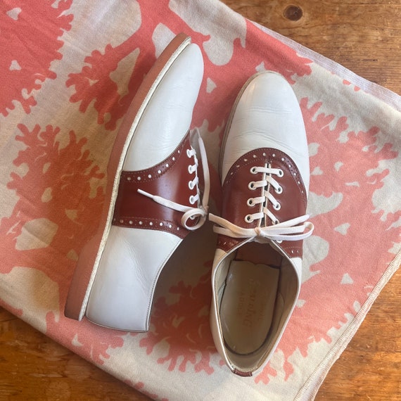 1940s Spalding Brown Saddle Shoes - image 1