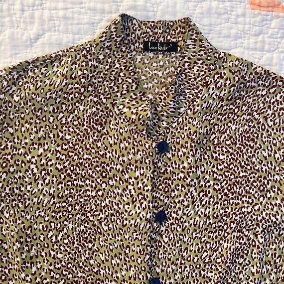 90s Rayon Green Leopard Print Blouse - image 1