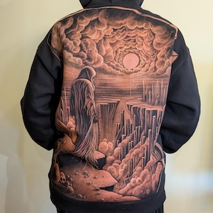 Sudadera extragrande de algodón con capucha y arte blanqueado pintado a mano