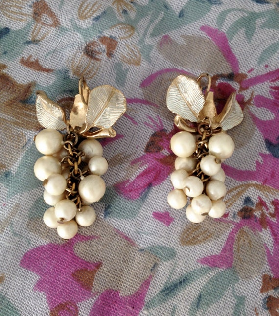 Vintage 50's Glam Pearl Grape Bunch Earrings