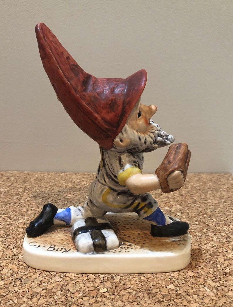 Co-Boy Pat The Pitcher Gnome Goebel figurine 1977 image 4