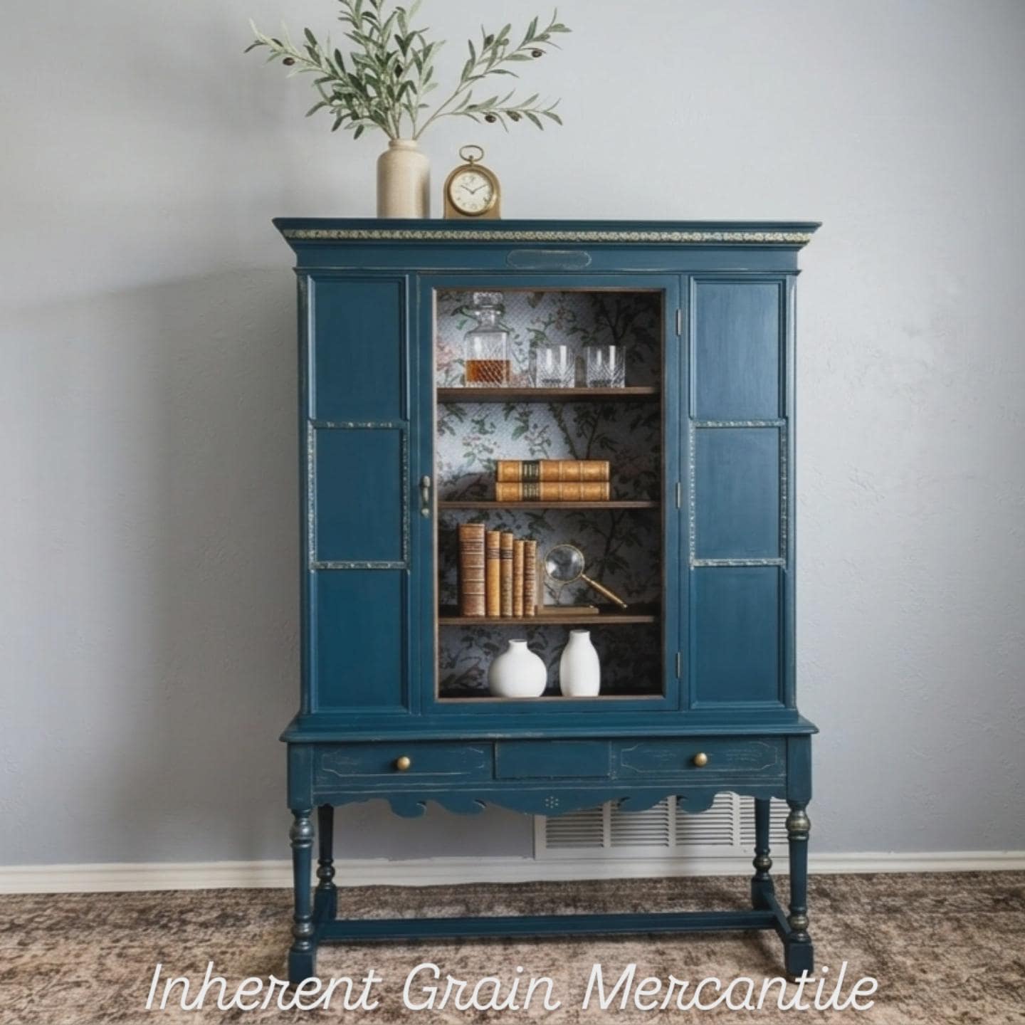 Capt Jacobs ペイント 木製キャビネット Jacobean Hutch Cabinet - Etsy