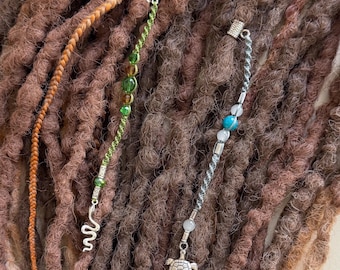 Joyería Boho Loc: Cuentas de rastas con dije de macramé hecho a mano
