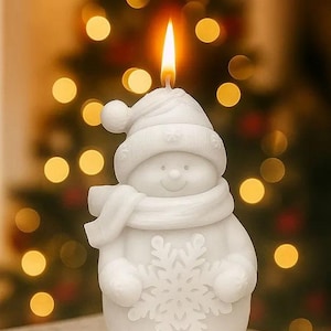 Snowman Shaped Soy Candle for Winter Decor – Handcrafted White Christmas Candle | Cozy Holiday Gift | Cute Festive Accent for Home Display