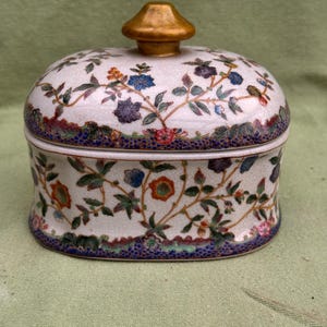 Wong Lee Porcelain Box - Etsy