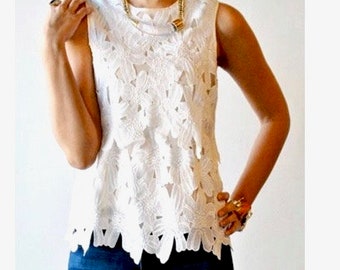 Dolce Vita Anthropologie Jimena Floral Embroidered Top Size XS