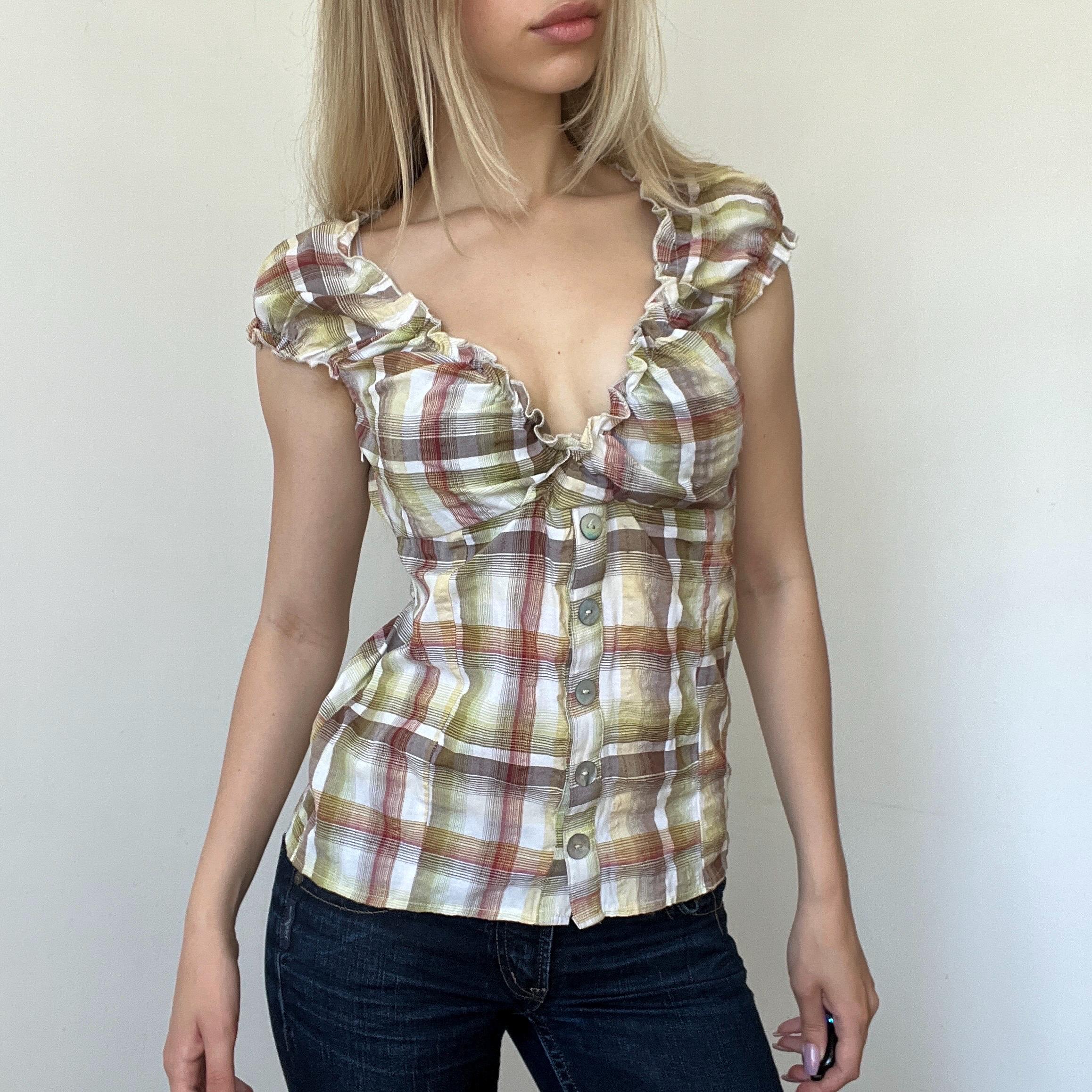 2000s Ruffle Blouse - Etsy Denmark