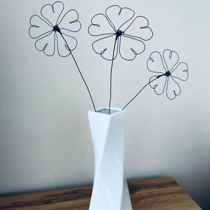 Wire Wrapped Heart with Flower: Rustic Home Decor